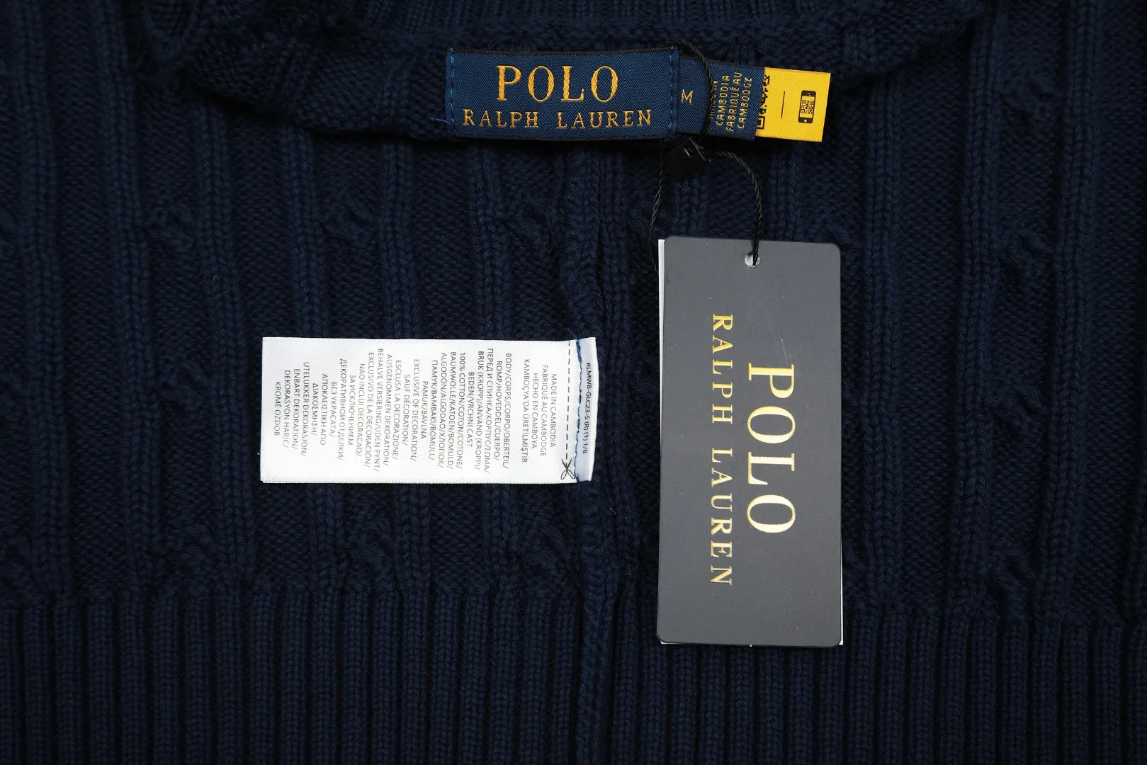 🅿️160 "Top quality" Style number: DS002# (not off the shelves all year round) [Ralph Lauren round neck solid color pony embroidered logo knitted short sleeves] ✅Ralph Lauren classic basic versatile knitted short sleeves for all seasons ✅Main supplier platform live broadcast Wholesale entities Replenish when out of stock Not off the shelves ✅ZP quality 1:1 version Scan the code to enter the GF website Counter quality ✅Detailed quality is the only one in Guangzhou Imported quality cotton yarn, focusing on high-end, cost-effective, good quality needless to say ✅The version is restored to the original order, the maximum size can be worn up to 160 pounds, loose, comfortable and stress-free ✅The upper body is simple and easy to match, a must-have for goddess ootd, good-looking clothes are never picky, a must-have in the goddess’ wardrobe Size: S-XL Color: Black White Gray Light Blue Light Pink Colorful Blue Khaki Bright Yellow Fruit Green Milk Apricot Wood Green Taro Purple Chinese Red Anchor Red Navy Red Label Navy Blue White Label